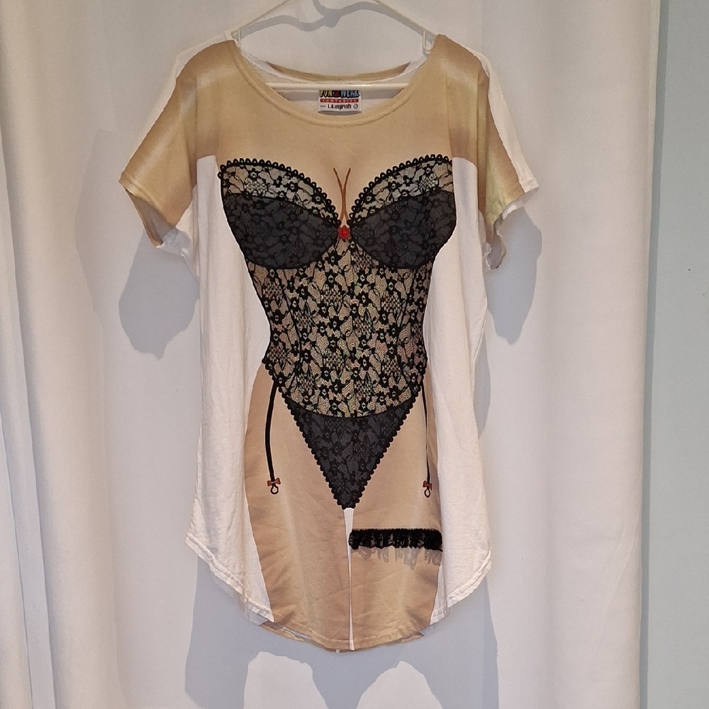 Fun 2 Wear Fantasies From LA Imprints Woman In Lingerie